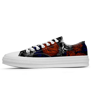 Resalta tu estilo con las zapatillas bajas de lona Skeleton para hombre y mujer