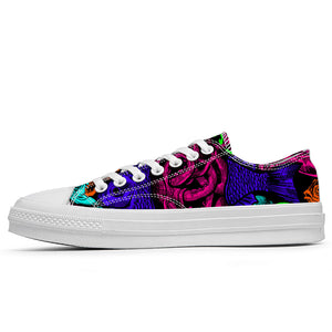 Resalta tu estilo con las zapatillas bajas de lona Fish para hombre y mujer