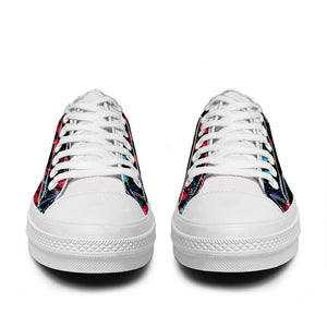 Resalta tu estilo con las zapatillas bajas de lona Skeleton para hombre y mujer