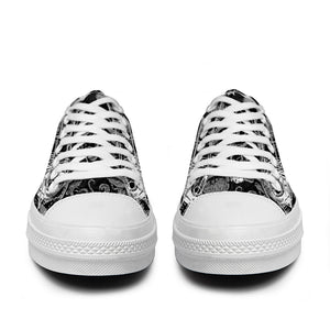 Resalta tu estilo con las zapatillas bajas de lona Fish para hombre y mujer