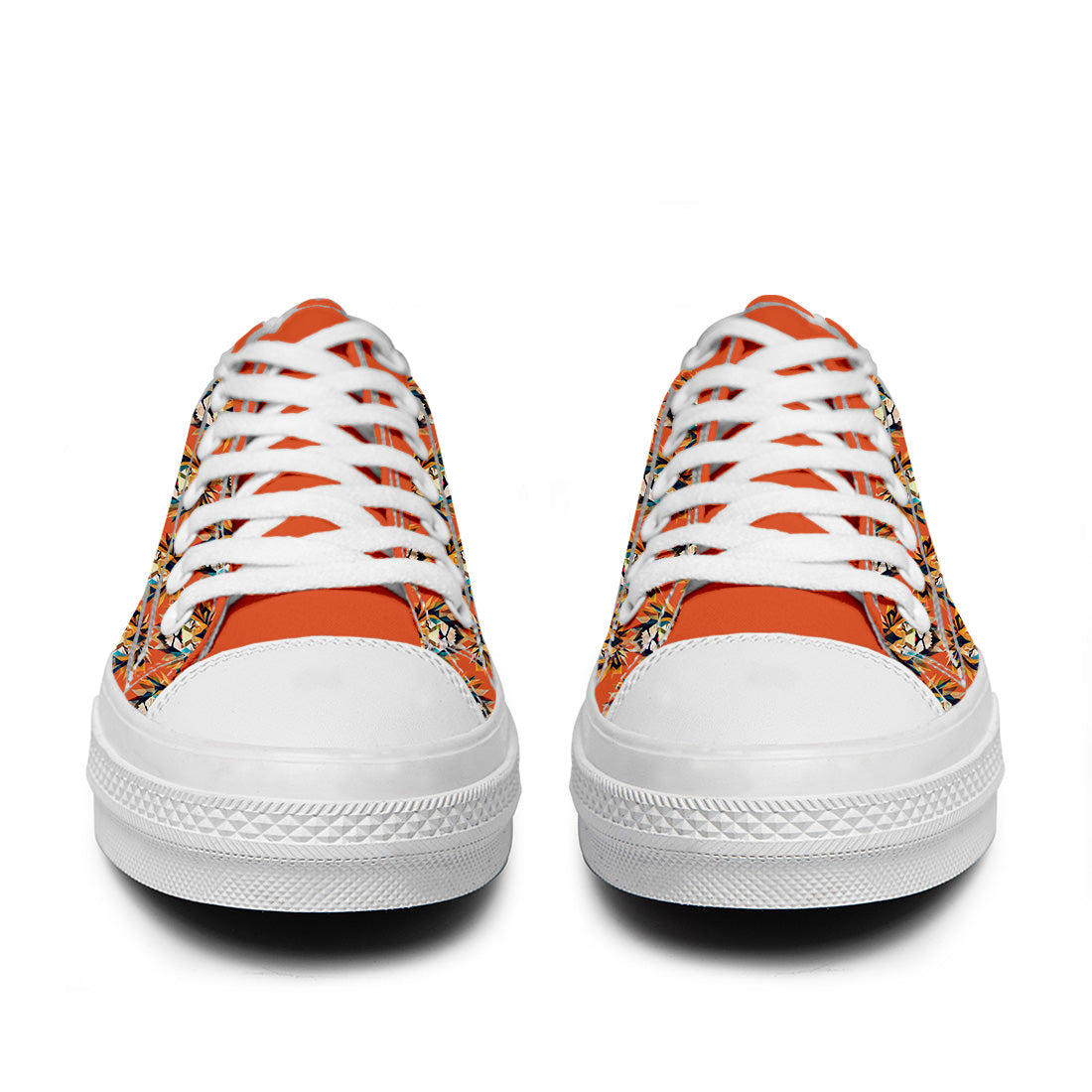 Resalta tu estilo con las zapatillas bajas de lona Lion para hombre y mujer