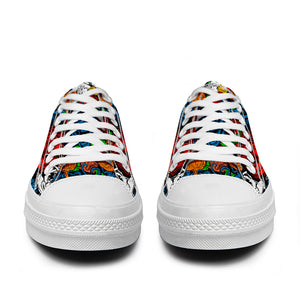 Resalta tu estilo con las zapatillas bajas de lona Fish para hombre y mujer