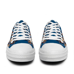 Resalta tu estilo con las zapatillas bajas de lona Lion para hombre y mujer