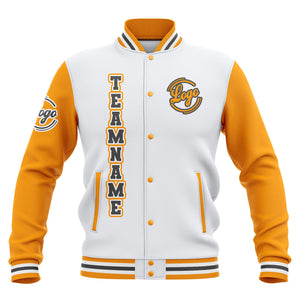 Chaquetas universitarias impermeables personalizadas en blanco-amarillo y gris con nombre-número y logotipo bordados