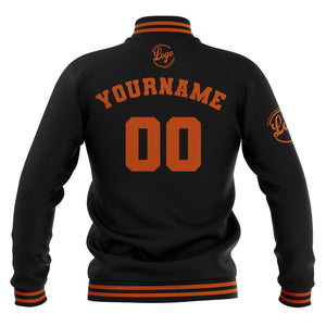Chaquetas universitarias impermeables negras y naranja oscuro personalizadas con nombre-número y logotipo bordados a medida