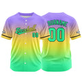 Dise?o personalizado de camiseta de béisbol con estampado completo en verde amarillo y morado