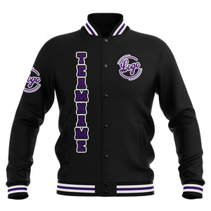 Chaquetas universitarias impermeables personalizadas en negro-morado y blanco con nombre-número y logotipo bordados