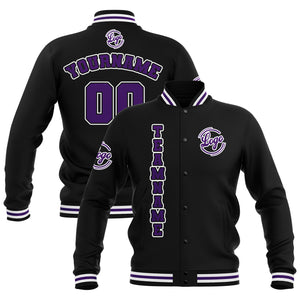 Chaquetas universitarias impermeables personalizadas en negro-morado y blanco con nombre-número y logotipo bordados