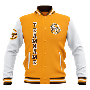 Chaquetas universitarias impermeables personalizadas en amarillo-blanco y marrón con nombre-número y logotipo bordados