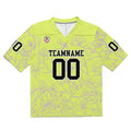 Camiseta de fútbol personalizada con nombre y número del equipo impresos y bordados en color amarillo