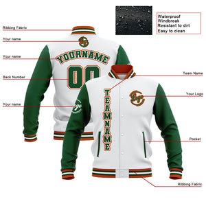 Chaquetas universitarias impermeables personalizadas en blanco-verde y naranja con nombre-número y logotipo bordados