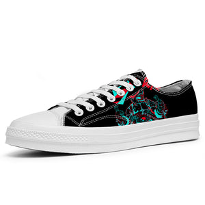 Realza tu estilo con las zapatillas bajas de lona Shark para hombre y mujer