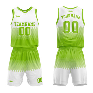 Uniforme de baloncesto personalizado verde y blanco con tu logotipo-nombre y número impresos