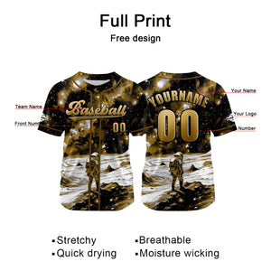 Camiseta de béisbol personalizada en color amarillo tierra con nombre número y logotipo personalizados