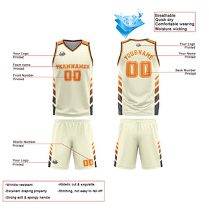 Uniforme de baloncesto personalizado color crema y naranja con tu logotipo-nombre y número impresos