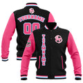 Chaquetas universitarias impermeables personalizadas en negro-rosa y azul claro con nombre-número y logotipo bordados
