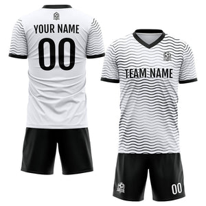 Uniforme de fútbol personalizado para niños y adultos & conjunto personalizado & camiseta blanca y negra con estampado de ondas