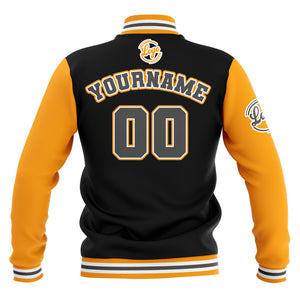 Chaquetas universitarias impermeables personalizadas en negro-amarillo y gris con nombre-número y logotipo bordados