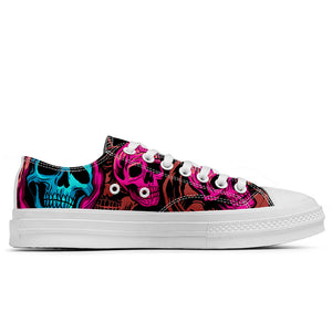 Resalta tu estilo con las zapatillas bajas de lona Skeleton para hombre y mujer