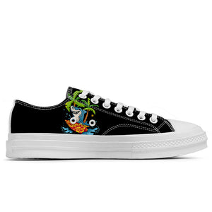 Realza tu estilo con las zapatillas bajas de lona Shark para hombre y mujer
