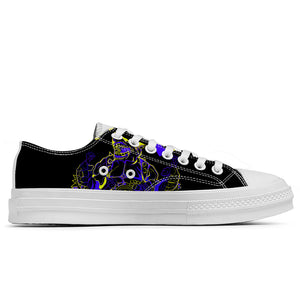 Realza tu estilo con las zapatillas bajas de lona Shark para hombre y mujer