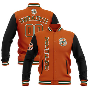Chaquetas universitarias impermeables personalizadas en negro-naranja y verde con nombre-número y logotipo bordados