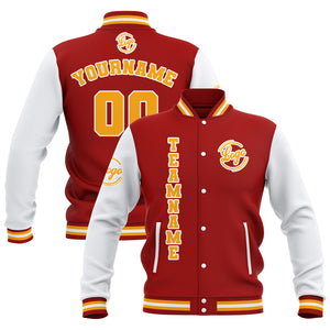 Chaquetas universitarias impermeables personalizadas en rojo-blanco y amarillo con nombre-número y logotipo bordados