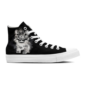 Resalta tu estilo con las zapatillas de lona de media caña para hombre y mujer Lion