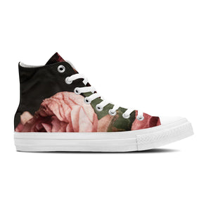 Whiskers Wonderland: Adéntrate en la ternura unisex con nuestras adorables zapatillas de lona de corte medio-con divertidos diseños de gatitos para hombres y mujeres