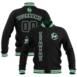 Chaquetas universitarias impermeables personalizadas en negro-blanco y verde con nombre-número y logotipo bordados a medida