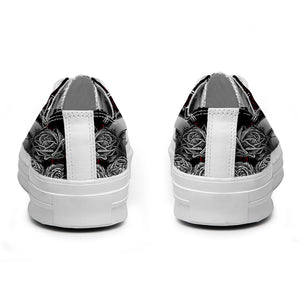 Resalta tu estilo con las zapatillas bajas de lona Skeleton para hombre y mujer