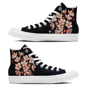 Floral Whispers: Zapatillas de lona de media caña para hombre y mujer -Déjese seducir por la serenidad de la naturaleza con estas zapatillas de lona de caña media con estampado de flores de ciruelo