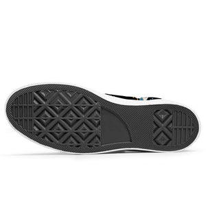 Realza tu estilo con las zapatillas bajas de lona Shark para hombre y mujer