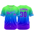 Dise?o personalizado de camiseta de béisbol con estampado completo en tonos morado azul y verde