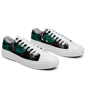 Resalta tu estilo con las zapatillas bajas de lona Skeleton para hombre y mujer