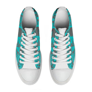 Resalta tu estilo con las zapatillas bajas de lona Skeleton para hombre y mujer