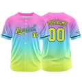 Dise?o personalizado de camiseta de béisbol con estampado completo en amarillo azul claro rosa y morado