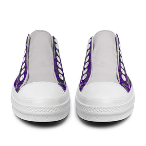 Resalta tu estilo con las zapatillas bajas de lona Skeleton para hombre y mujer