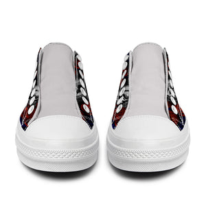 Resalta tu estilo con las zapatillas bajas de lona Skeleton para hombre y mujer