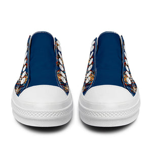 Resalta tu estilo con las zapatillas bajas de lona Lion para hombre y mujer